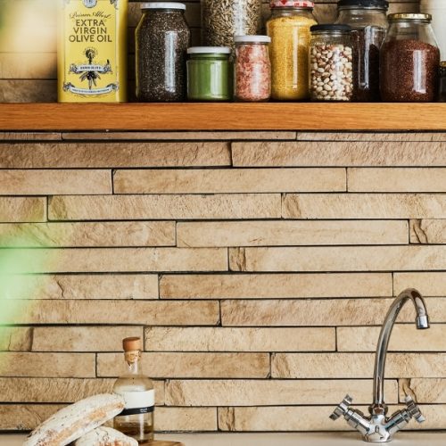 Curious about zero-waste cooking & how you can achieve it in your own home? If so, this post is the perfect place to start. Check it out now! #zerowaste #zerowastecooking #zerowastekitchen #zerowasteliving #sustainableliving #zerowastelifestyle #zerowastegroceryshopping